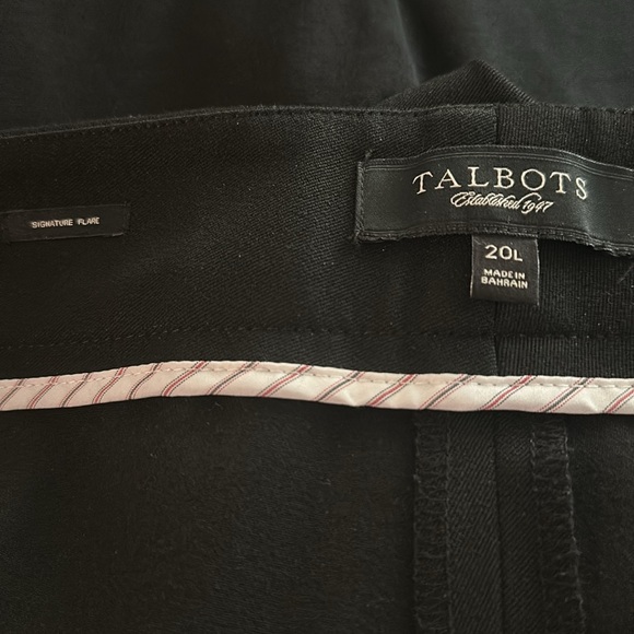 NWOT Talbots Signature Black Trousers with invisible front pockets. Size 20L - Picture 5 of 6